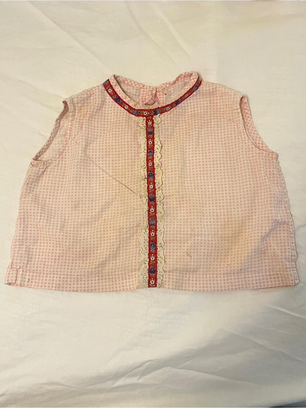 Vintage Pink Gingham Sleeveless Top with Red Trim